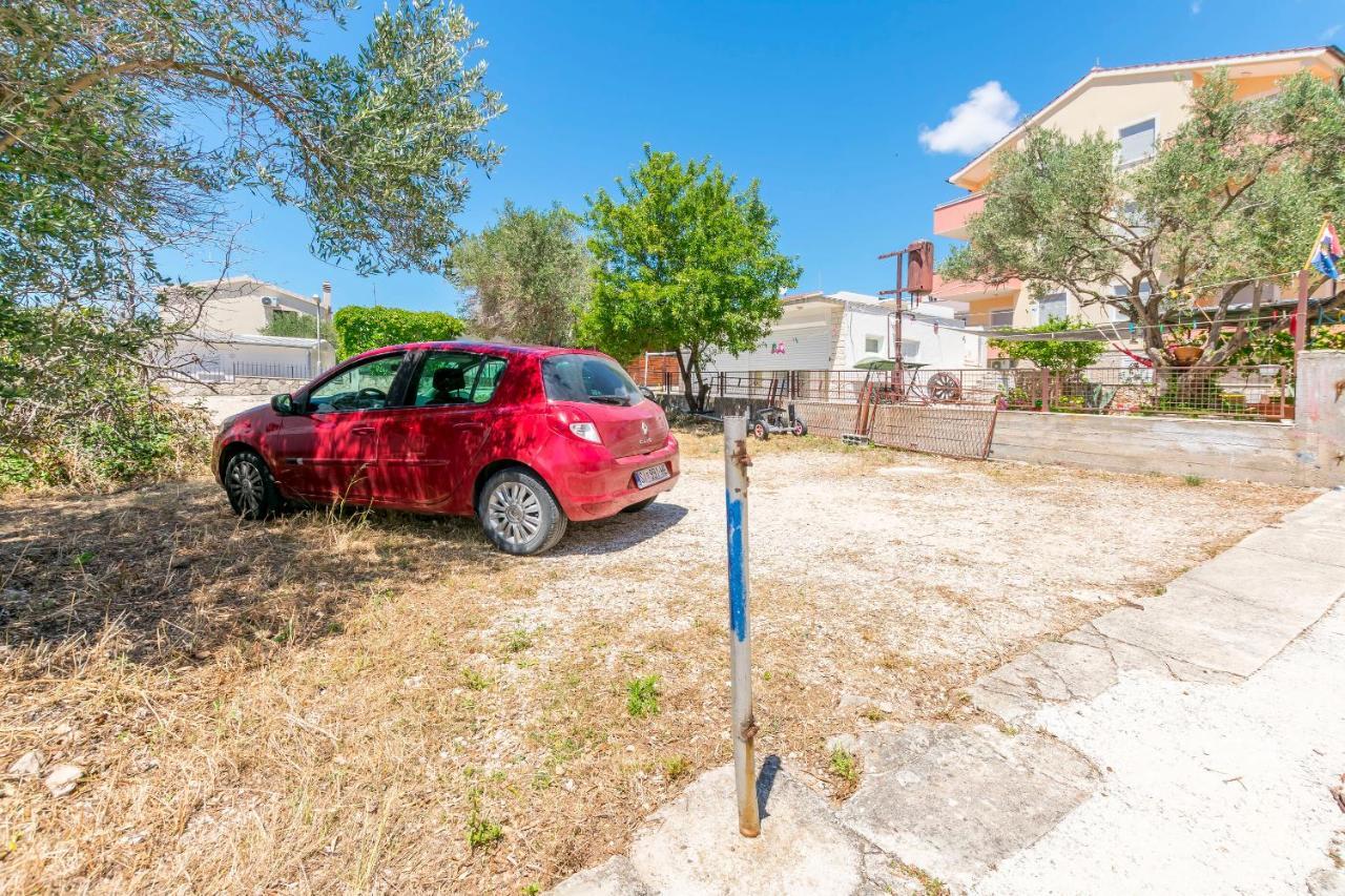 Apartments Ivat Rogoznica  Εξωτερικό φωτογραφία